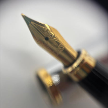 Cross Classic Century II Fountain Pen Medallist F Nib