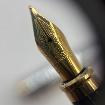 Cross Classic Century II Fountain Pen Medallist F Nib