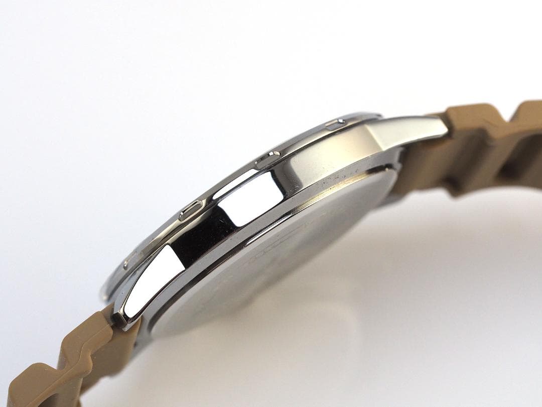 Casio MTP-VD300 Men's Quartz Watch — Japan Import