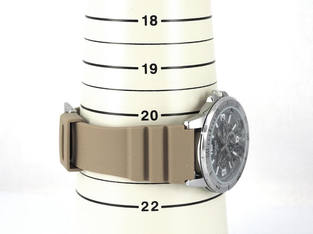 Casio MTP-VD300 Men's Quartz Watch — Japan Import