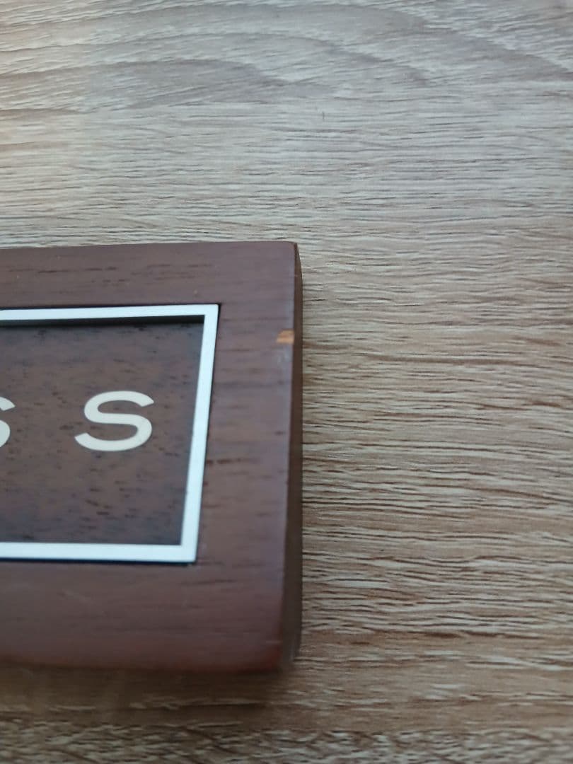 CROSS Wooden Logo Plate