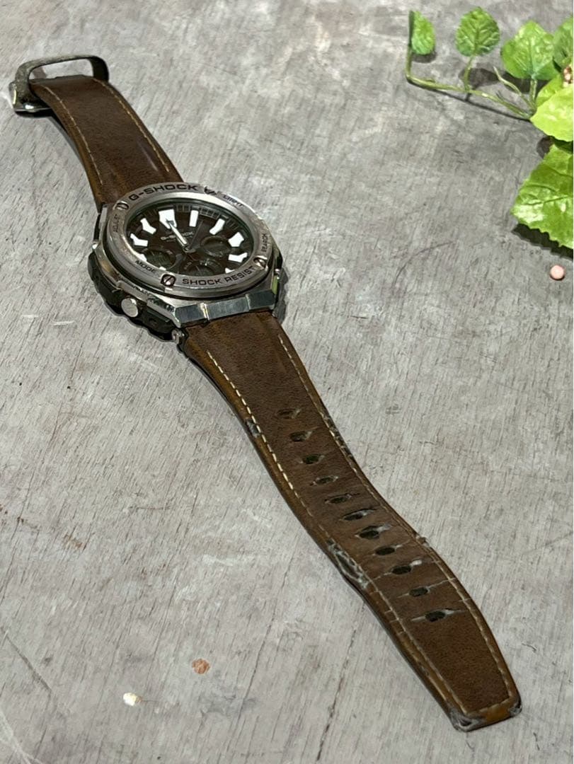 Casio G-Shock G-Shock Watch GST-W130L Radio Solar