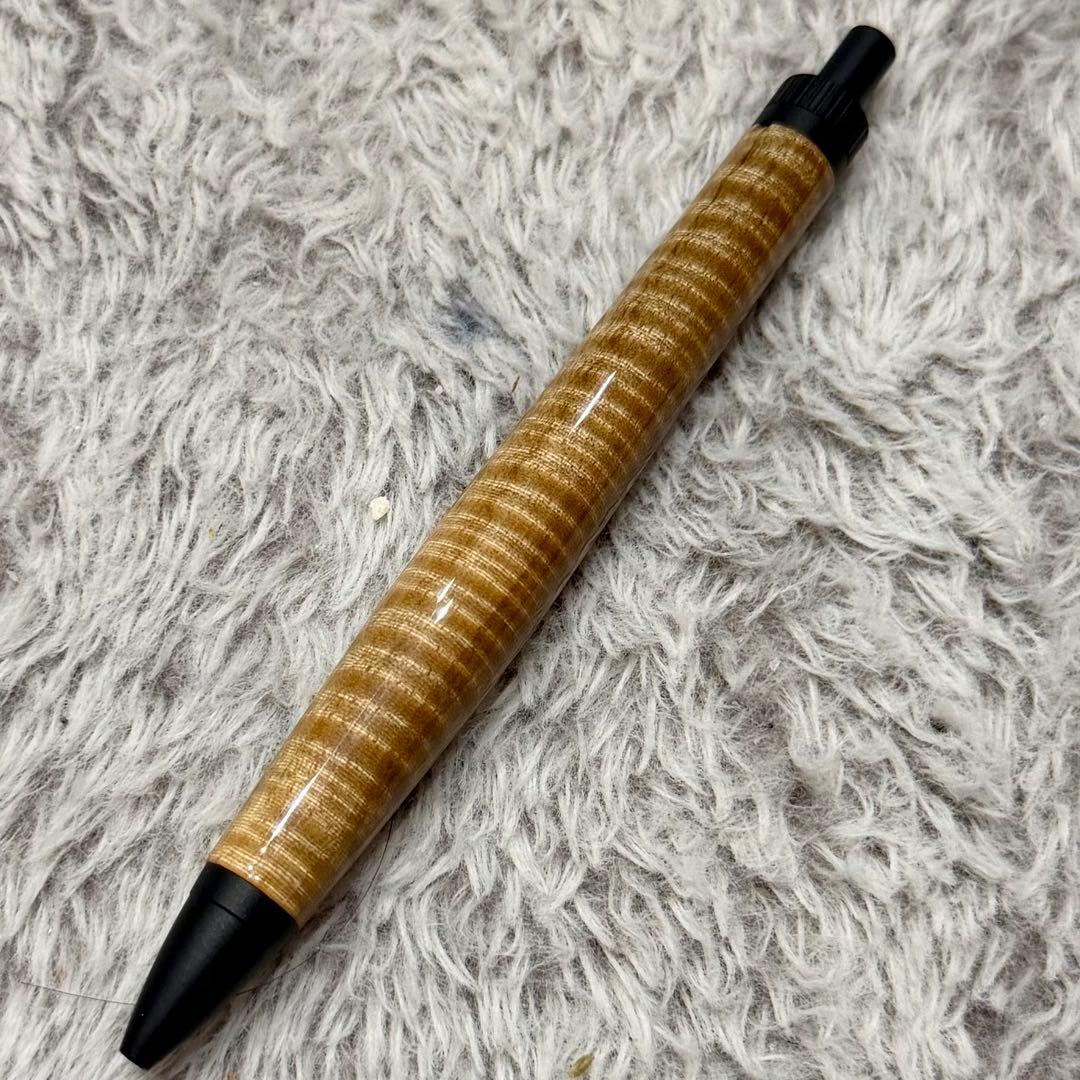 Kihada Wood Pen with Lacquer Finish Handmade Carved with Figured Spalted Maple Grain