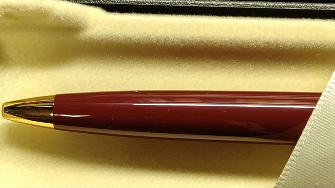 Cross Red Ballpoint Pen Body with Hard Case Japan Import