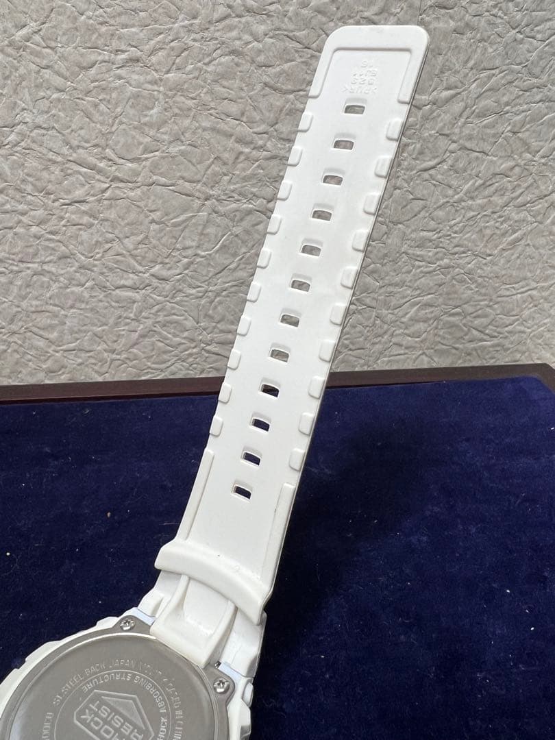 Casio G-Shock Analog Digital G-100CU-7AJF Watch White 20 Bar Water Resistant - Japan Import
