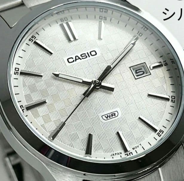 Casio MTP-VD03D-7A Analog Silver Watch with Rubber Strap and Storage Case — Japan Import