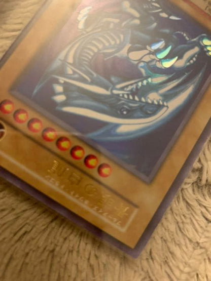 Yu-Gi-Oh Blue-Eyes White Dragon No.900 Ultra Rare Japanese card first edition in good condition