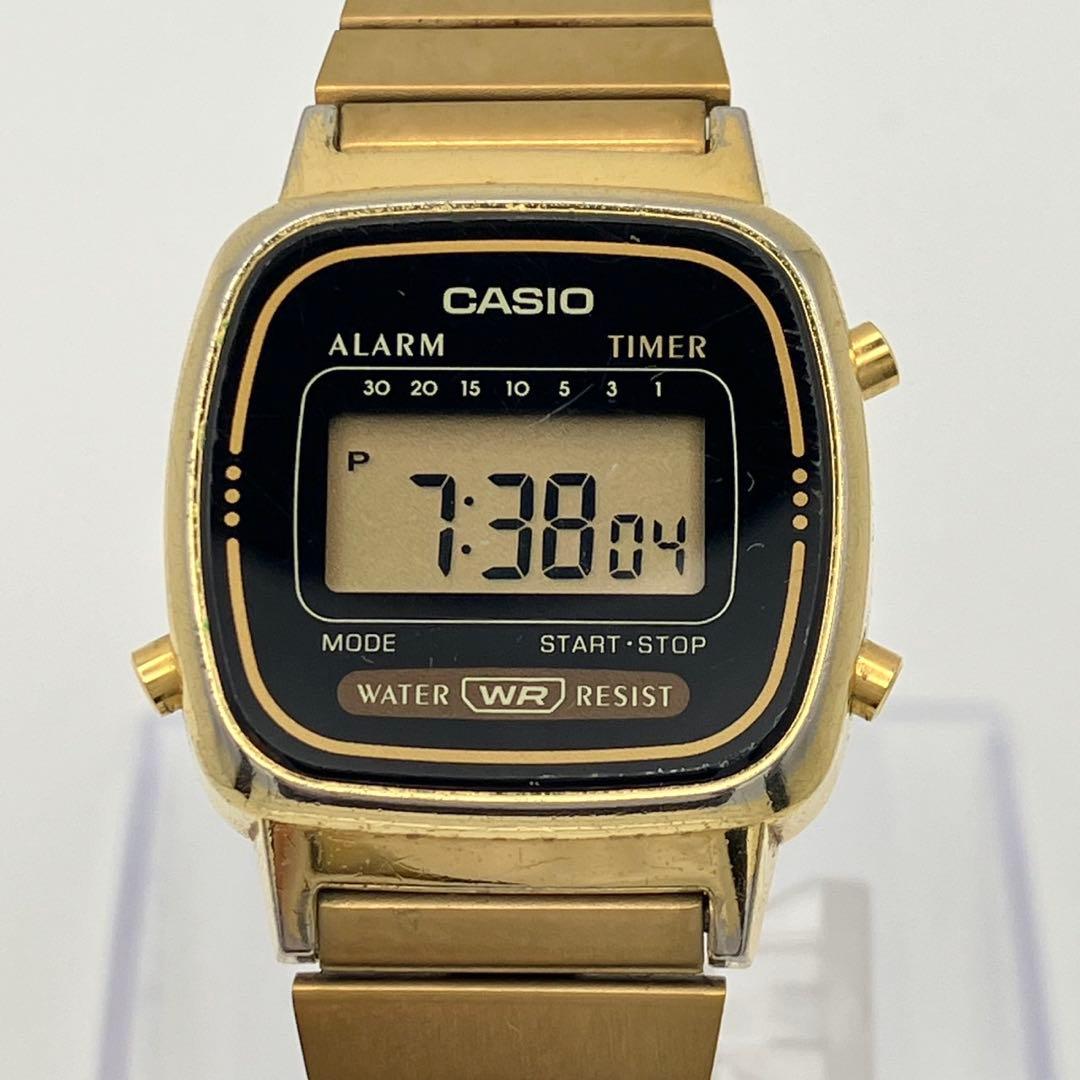 Casio Y2K Gold Stainless Steel Watch with Battery — Japan Import