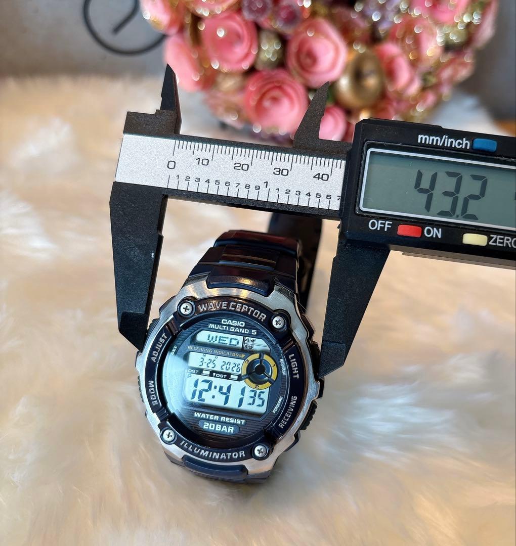 Casio Sports Gear WV-200R-1AJF Digital Radio-Controlled Watch with 20 ATM Water Resistance — Japan Import