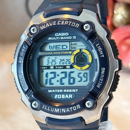Casio Sports Gear WV-200R-1AJF Digital Radio-Controlled Watch with 20 ATM Water Resistance — Japan Import