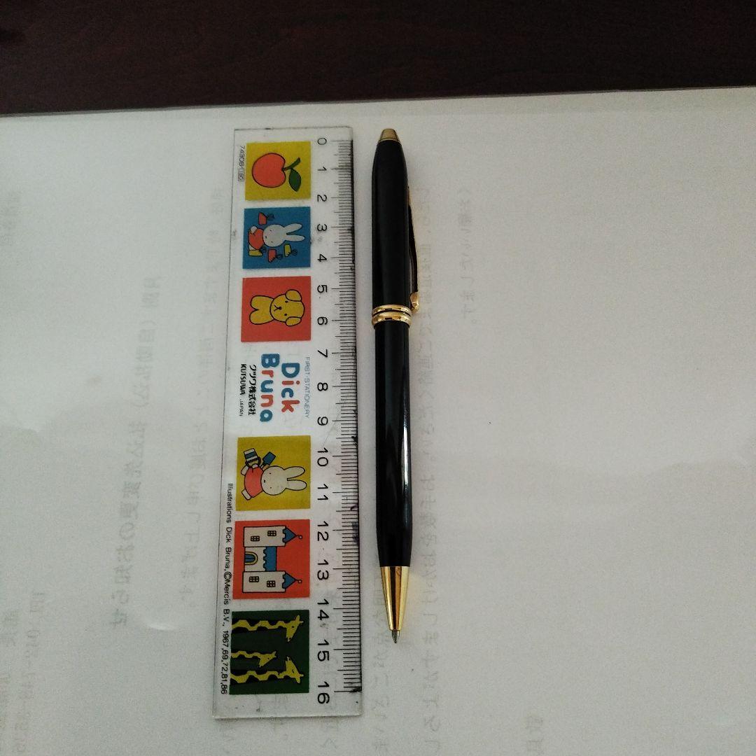 Mitsubishi Black Pen with Gold Hardware and Black Ink