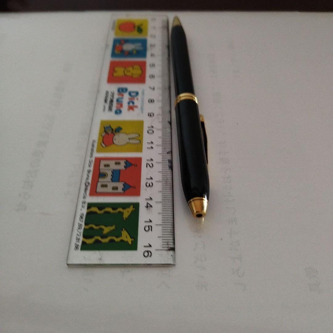 Mitsubishi Black Pen with Gold Hardware and Black Ink
