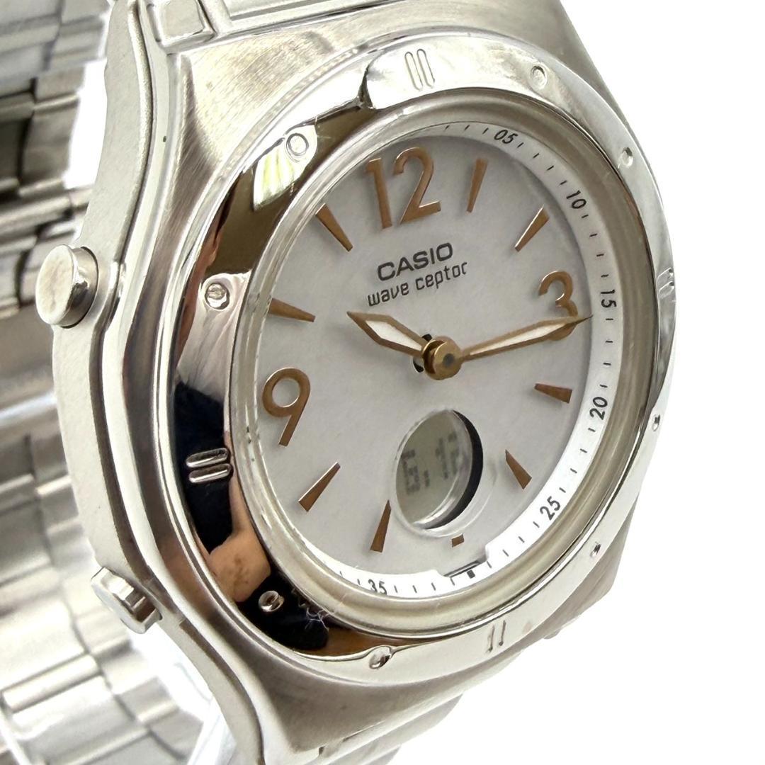 Casio Wave Ceptor Radio Solar Light Women Wristwatch