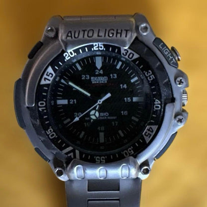 Casio Duro 200 Quartz Wristwatch with Auto Light and 200m Water Resistance — Japan Import
