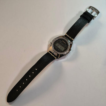 Casio Toron R-18 Vintage Digital Watch from the 1970s Japan Import