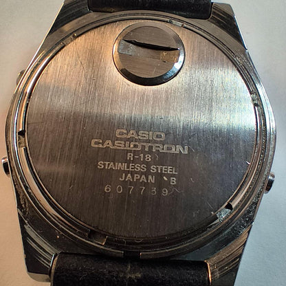Casio Toron R-18 Vintage Digital Watch from the 1970s Japan Import