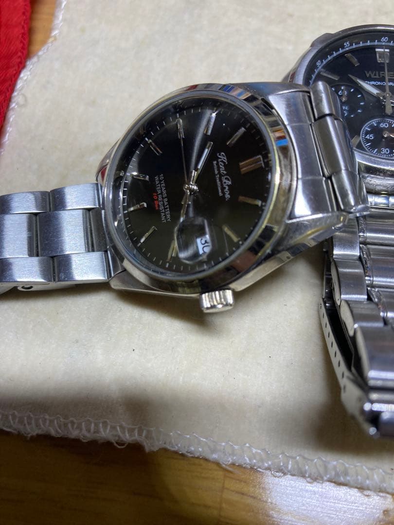 Kentex, Seiko, Casio Stainless Steel Quartz Watches Set of Three