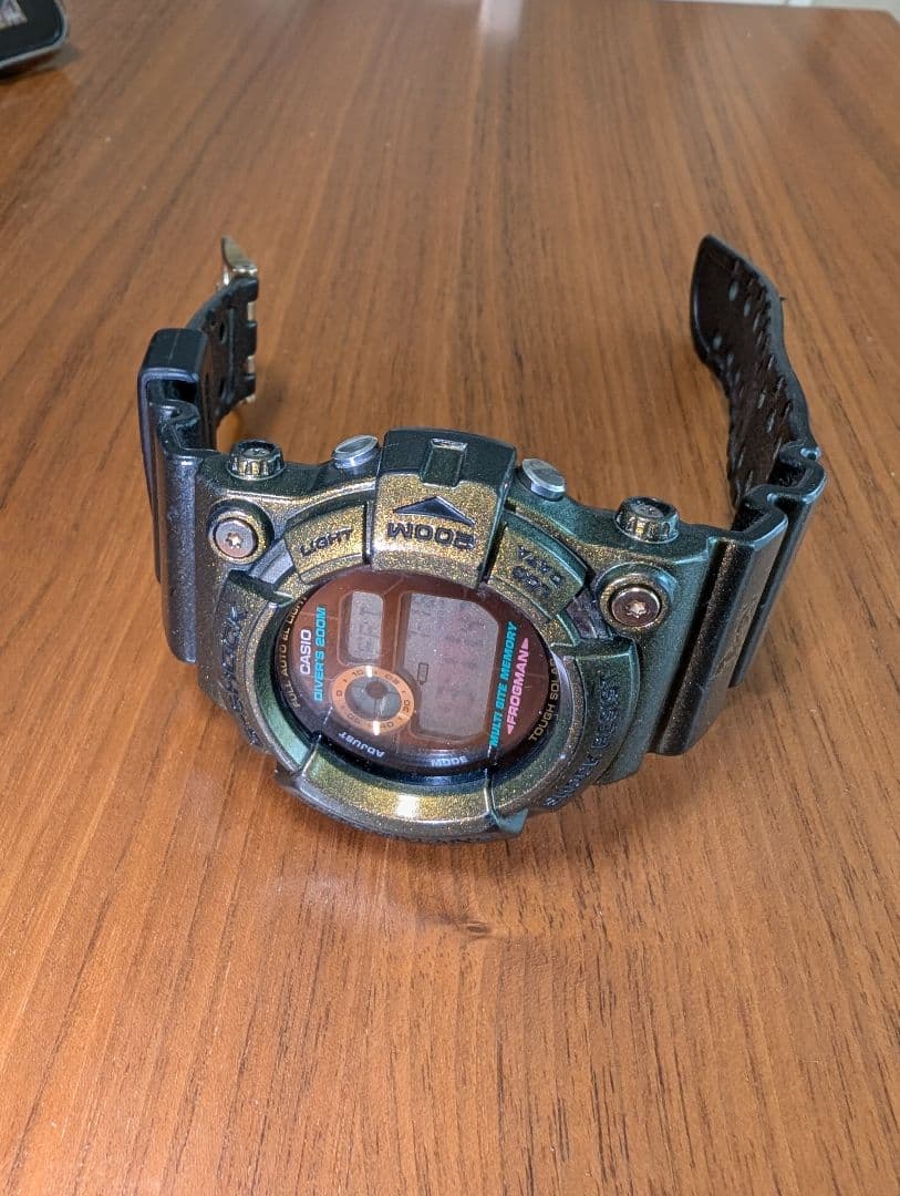 Casio G-Shock Frogman GW-200 Model Diver's Watch with Black and Green Colors — Japan Import