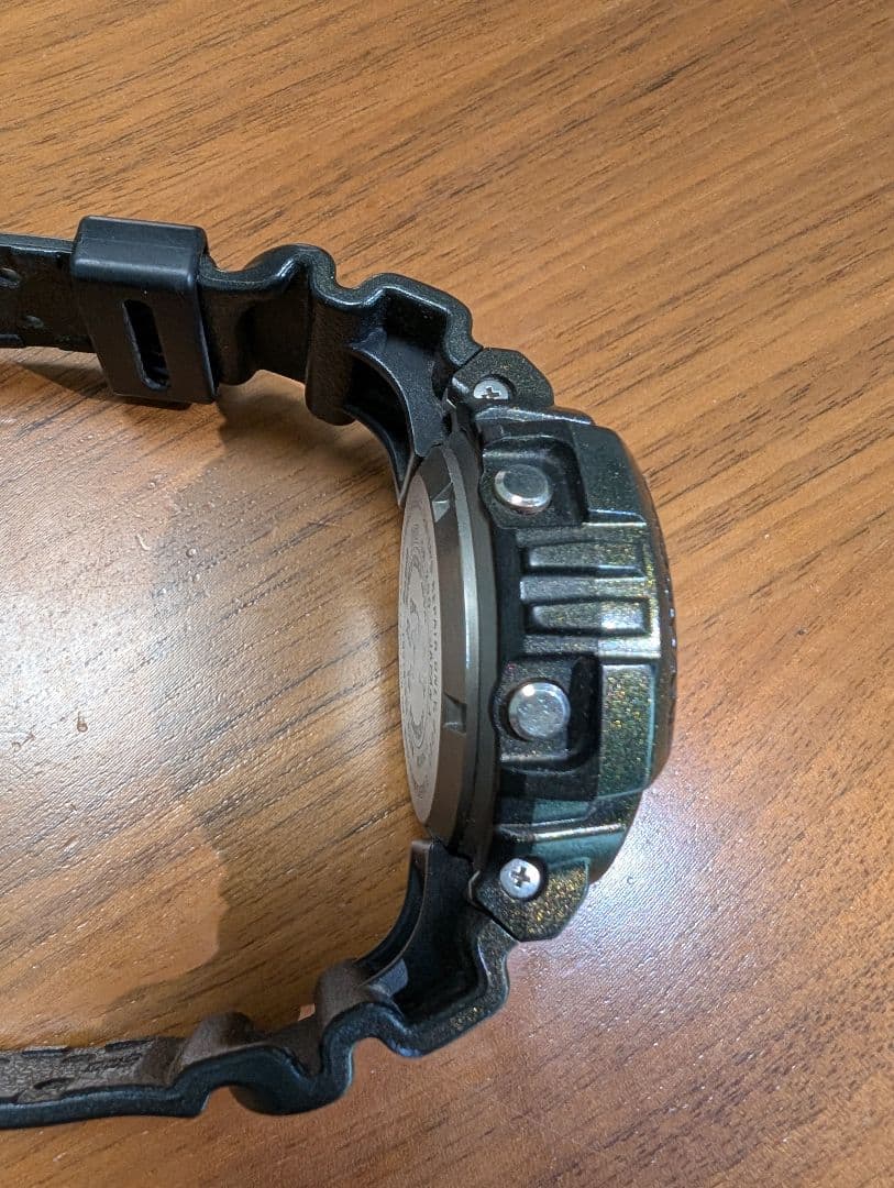 Casio G-Shock Frogman GW-200 Model Diver's Watch with Black and Green Colors — Japan Import