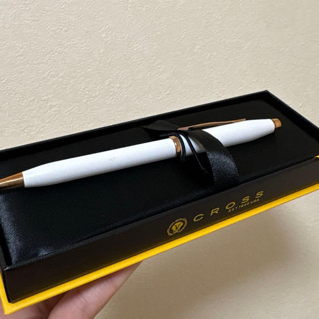 Brand Cross Century II Pearl White Lacquer Ballpoint Pen