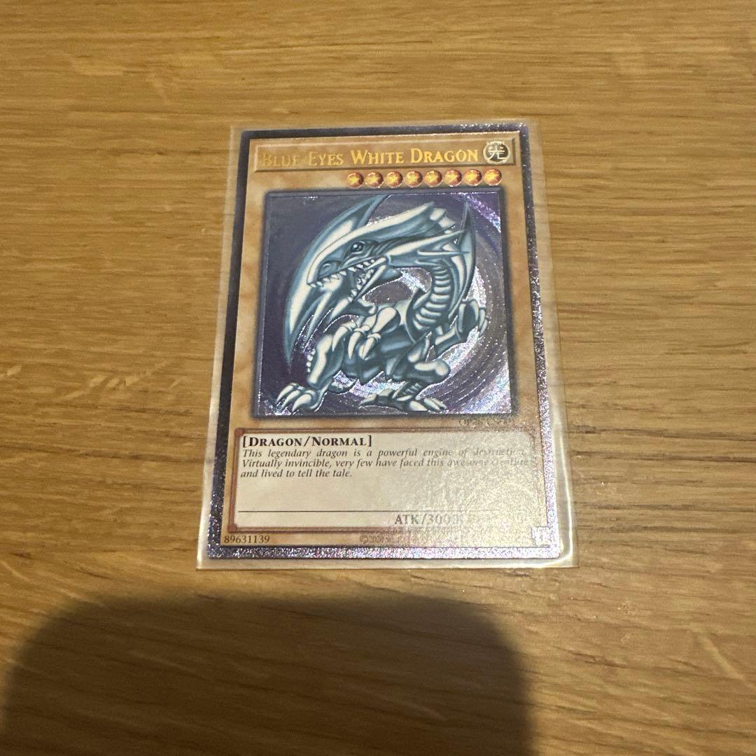 Yugioh Blue-Eyes White Dragon OTS28 Relief North America Version card OP28-EN001 front view