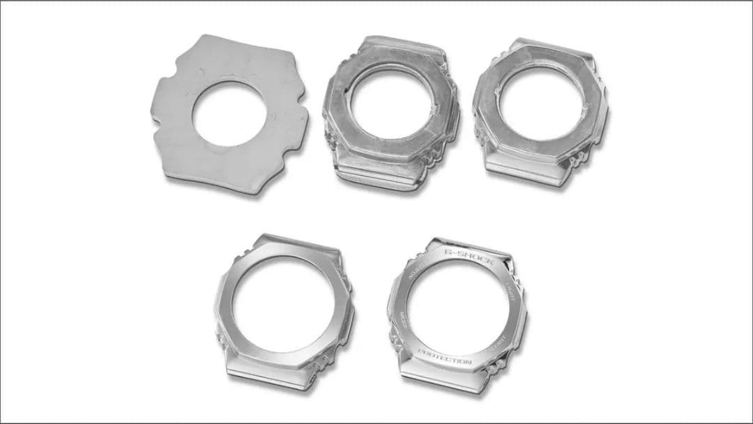 Casio G-Shock Series GM-2100YM-8AJF Silver Watch
