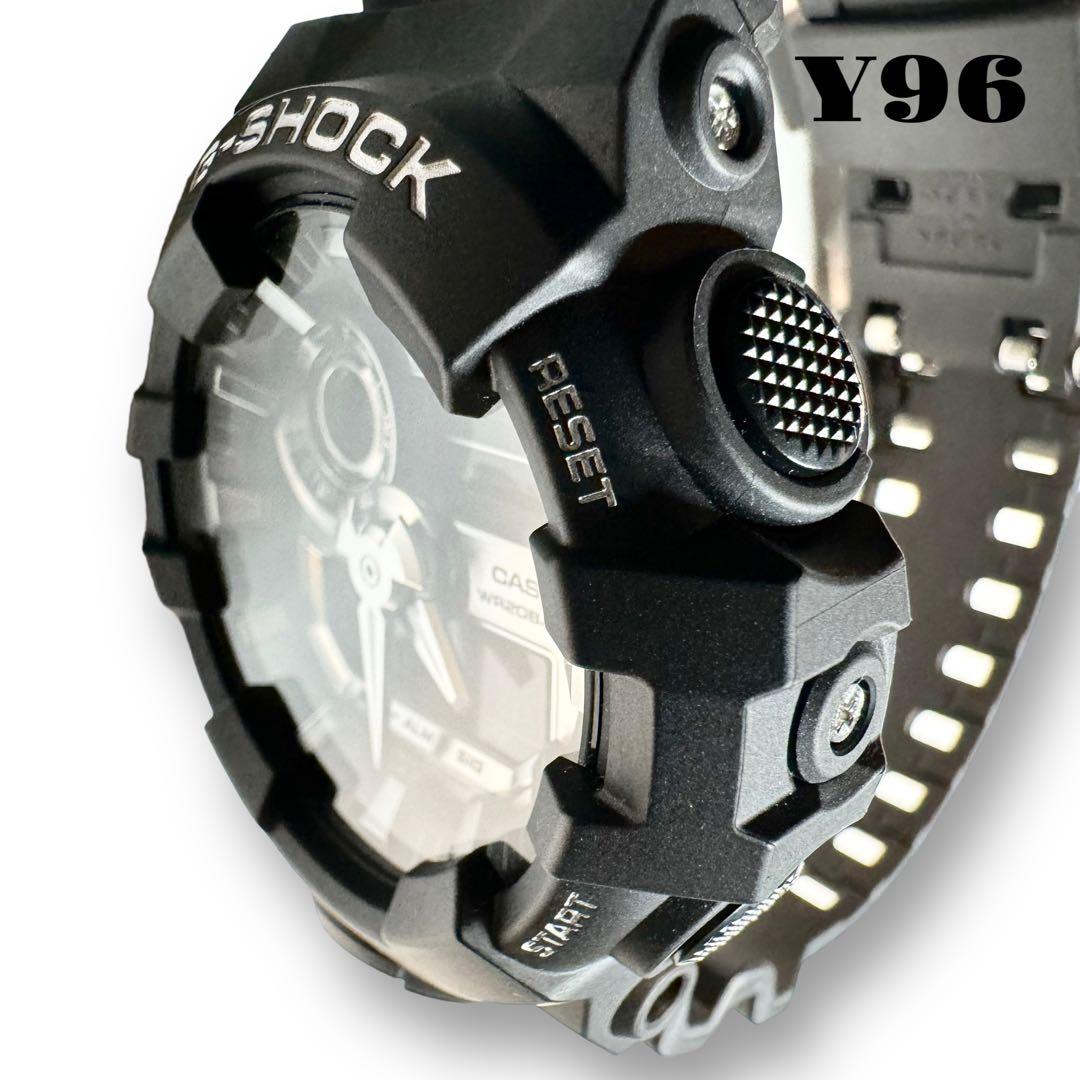 Casio G-Shock 5522 GA-710 WA20BAR Digital Watch Unisex Black Silver Japan Import