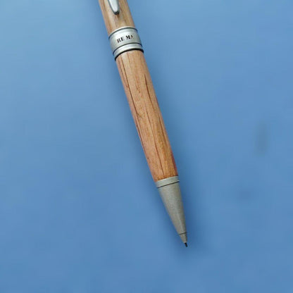 Re Ma wooden mechanical pencil with metal parts, included case, and white pen Japan import