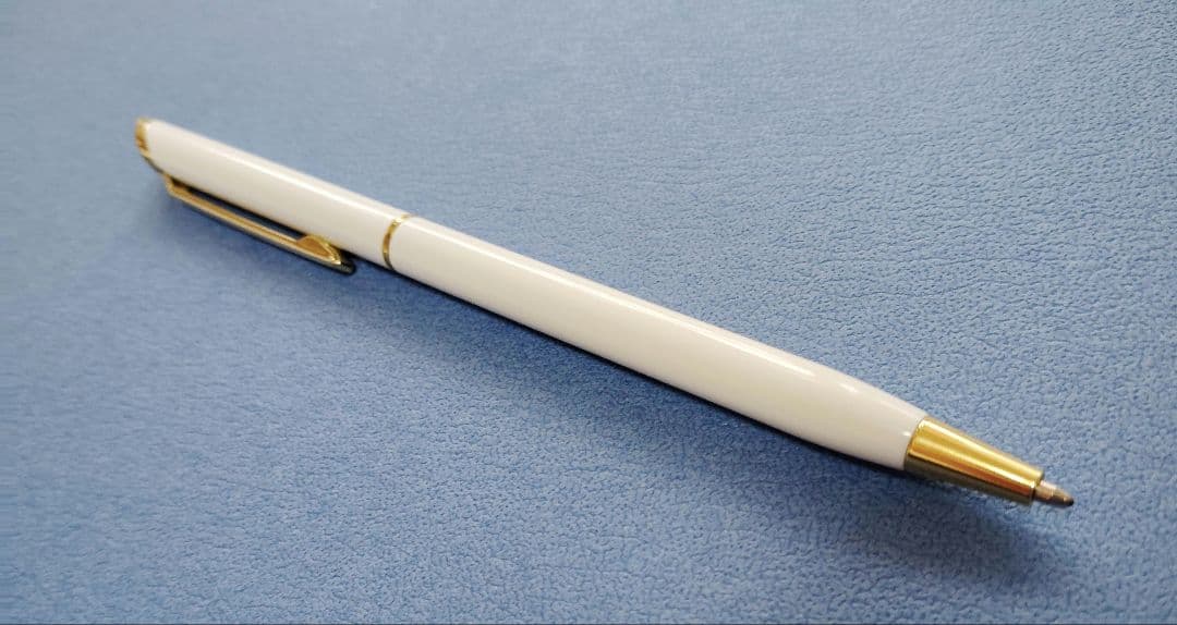 Re Ma wooden mechanical pencil with metal parts, included case, and white pen Japan import