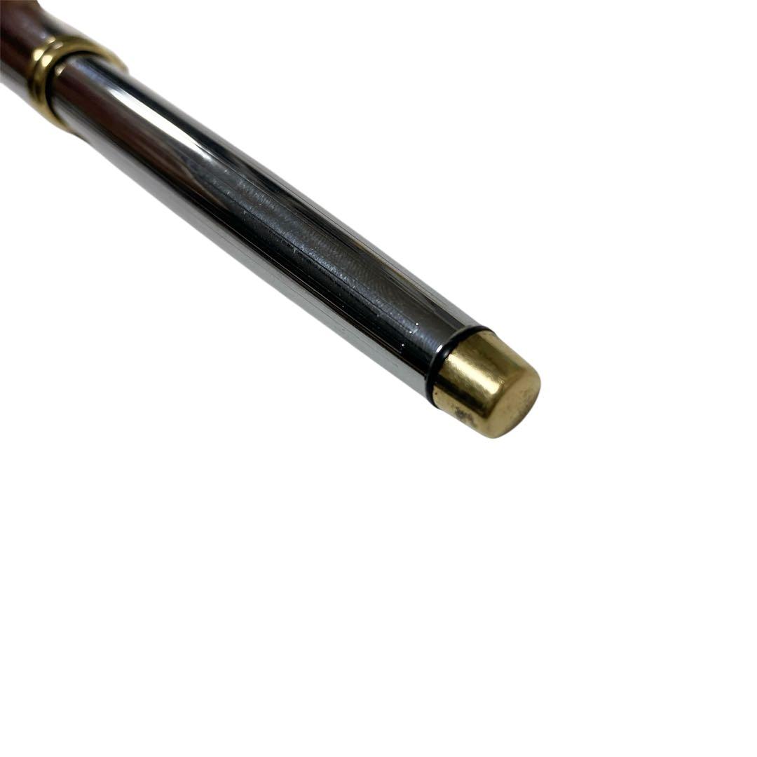 Cross Vintage Fountain Pen with Silver Body and Gold Trim
