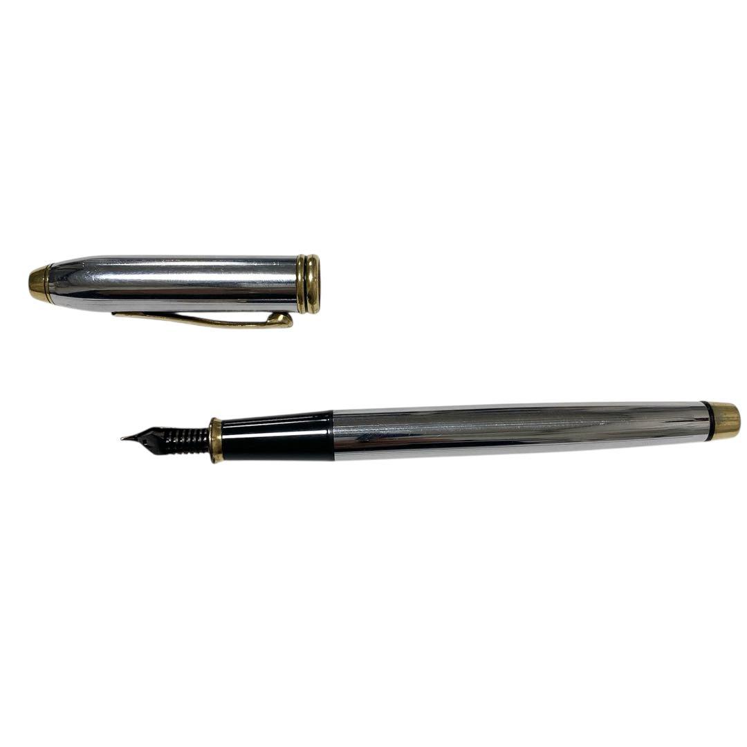 Cross Vintage Fountain Pen with Silver Body and Gold Trim