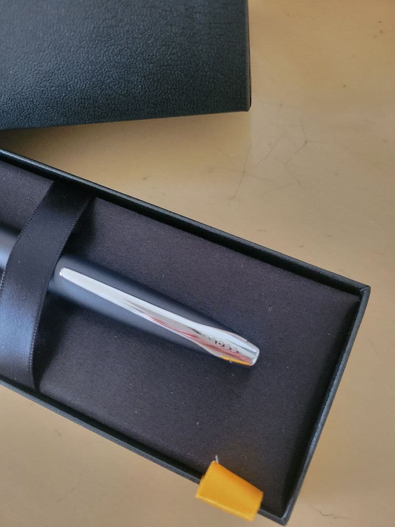 Sharp Design Crossball Pen with Box, Black