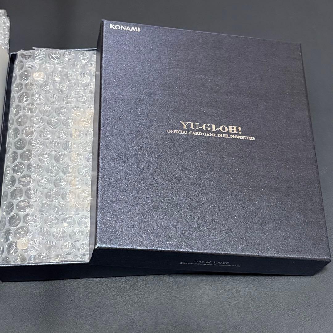 Brand stainless steel card opened item with minor box scratches and included accessories from Okinawa Japan