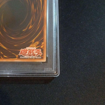 Yugioh Hell Blast Old Asia Relief Ultimate Rare PSA10 card 2004 edition model EEN-AE050 Japan import