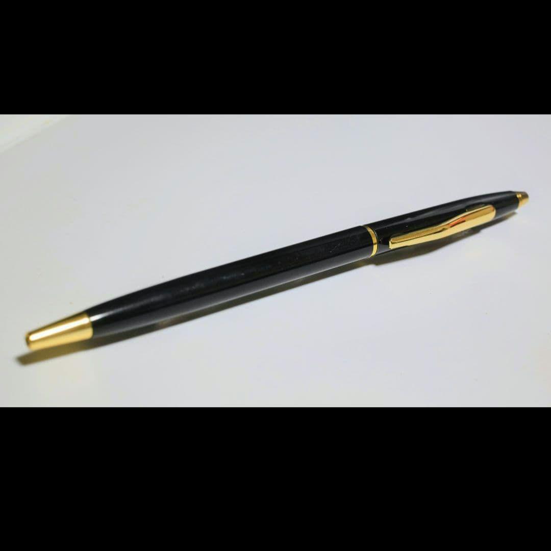 Cross Classic Design black and gold gel pen with slim body and twist mechanism