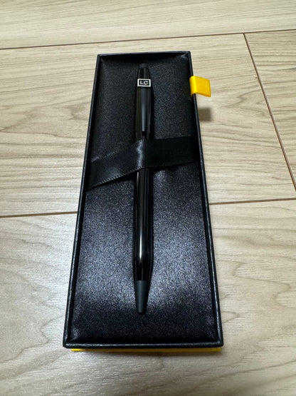 CROSS black finish body pen with dedicated gift box imported from Japan