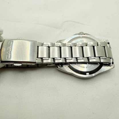 Casio Quartz Diver Watch MDV-100 20 ATM Water Resistant Working Condition