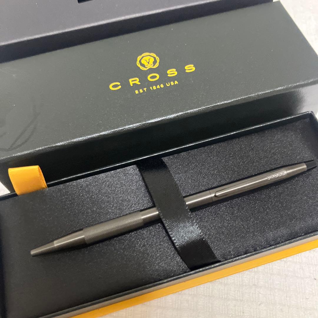 Cross Century Classic Pen black color with medium nib on white background