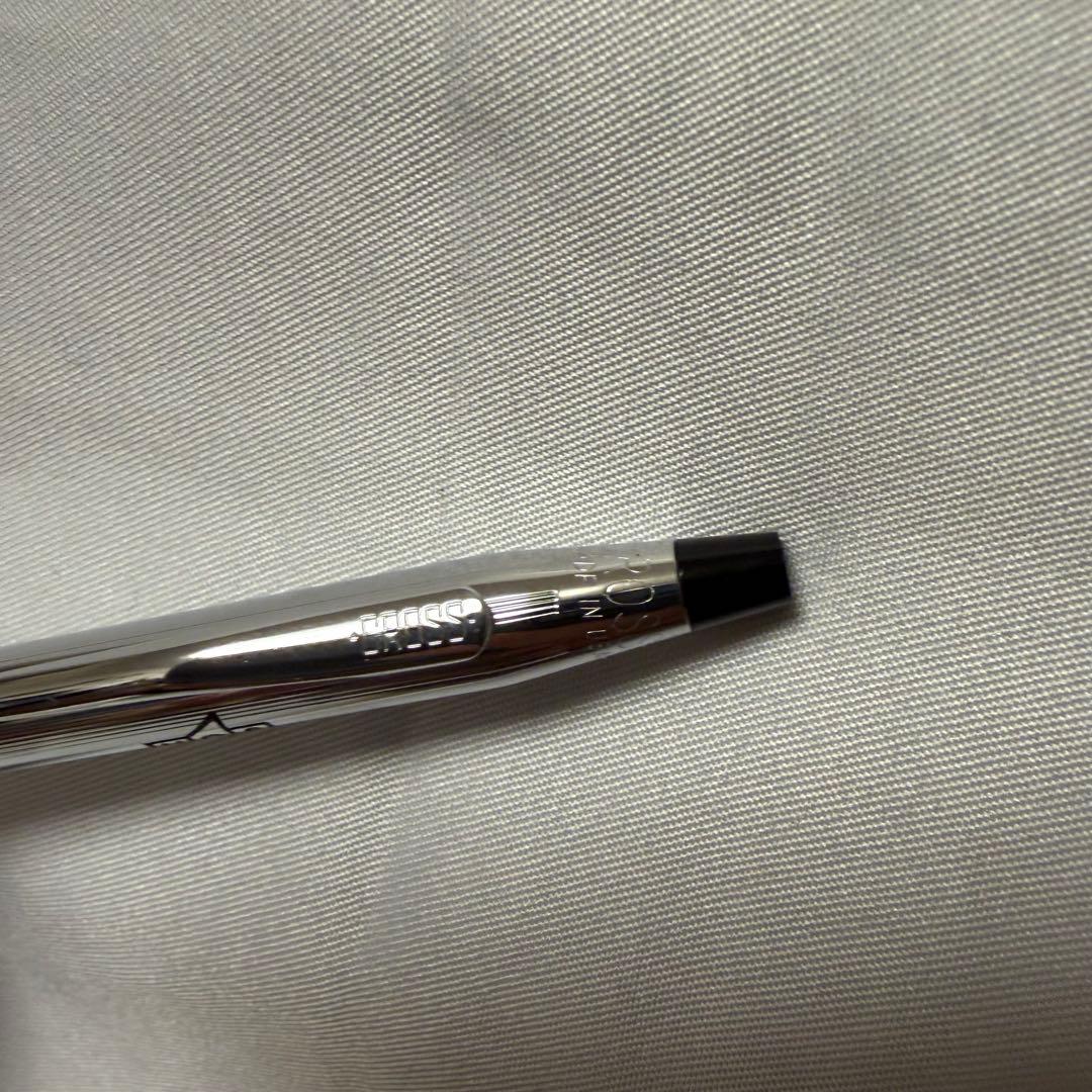 Used Cross pencil with silver body showing good condition