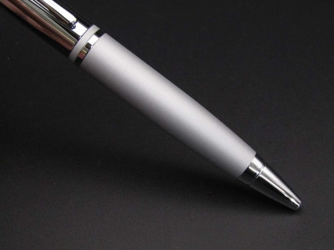 Cross Kurei AT0112-4 Satin Chrome Oil-Based Ballpoint Pen Japan Import