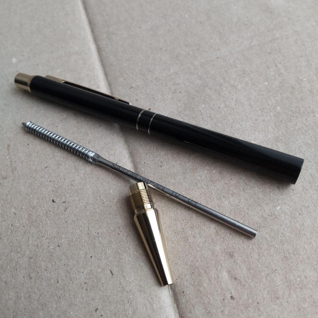 Daks Simpson London black ballpoint pen with replacement ink refill and Sailor compatible cartridge