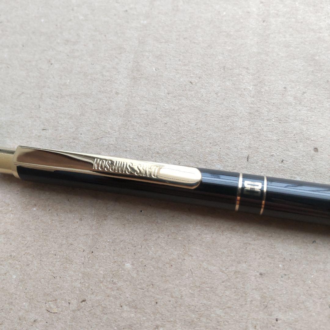 Daks Simpson London black ballpoint pen with replacement ink refill and Sailor compatible cartridge