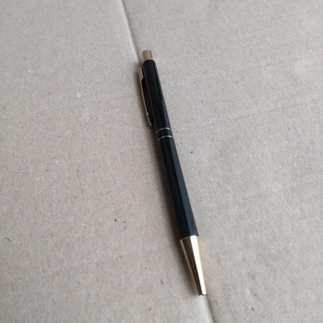 Daks Simpson London black ballpoint pen with replacement ink refill and Sailor compatible cartridge