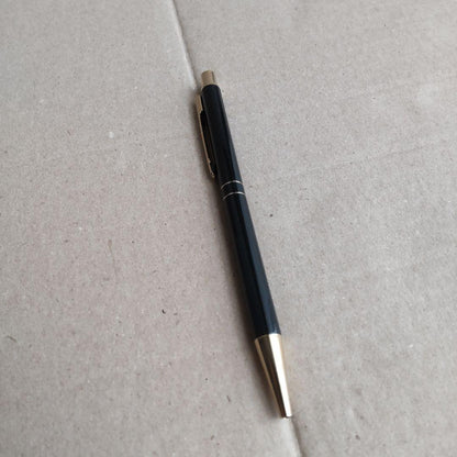 Daks Simpson London black ballpoint pen with replacement ink refill and Sailor compatible cartridge