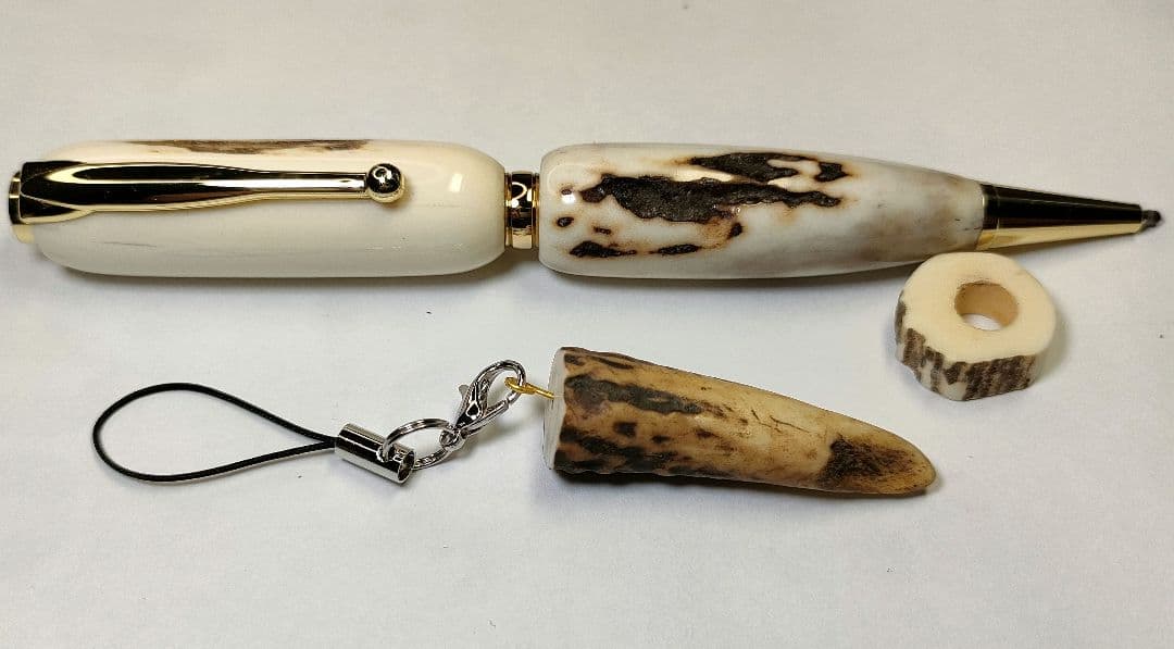 G Workshop Handmade Deer Antler Ballpoint Pen with Gold Plated Metal — Japan Import