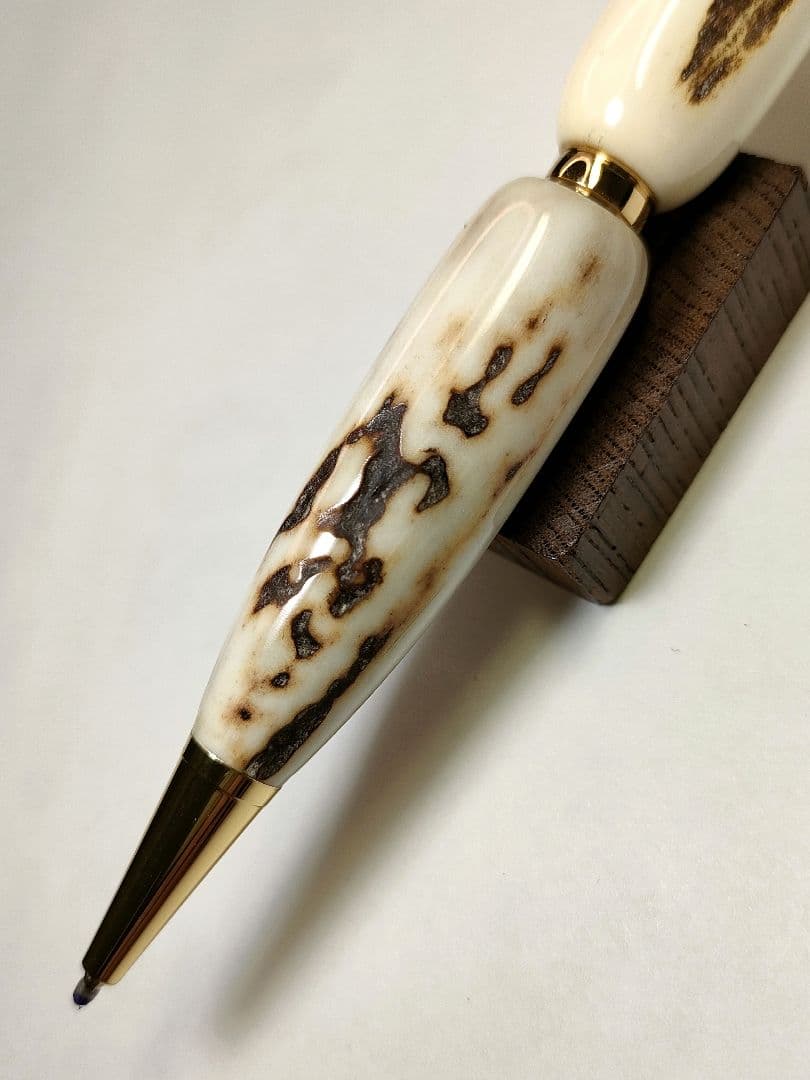 G Workshop Handmade Deer Antler Ballpoint Pen with Gold Plated Metal — Japan Import