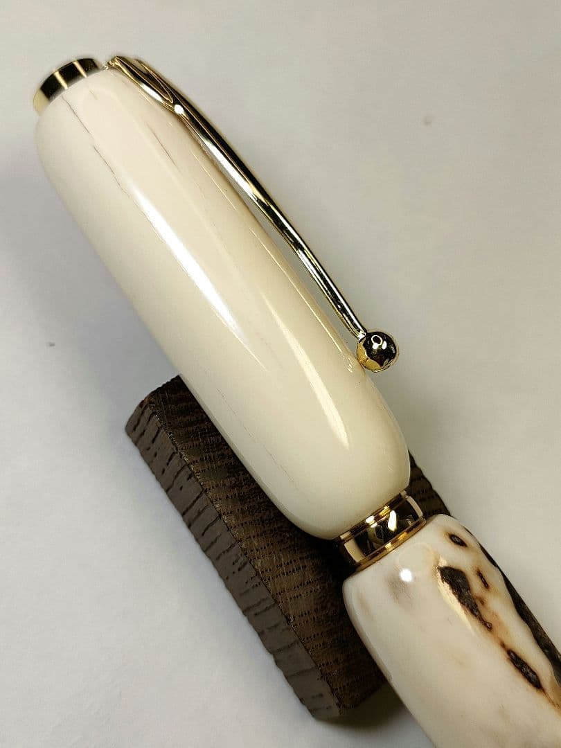 G Workshop Handmade Deer Antler Ballpoint Pen with Gold Plated Metal — Japan Import