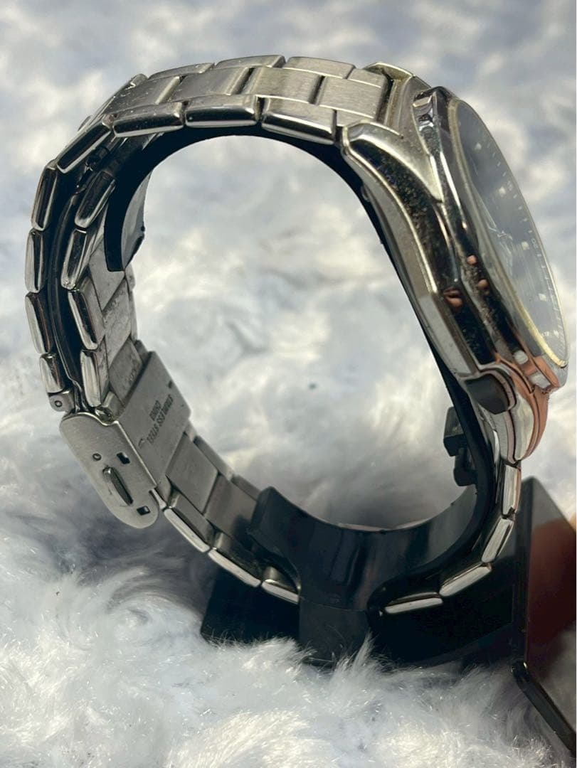 Casio Wave Ceptor Multi Band 5 Radio Solar
