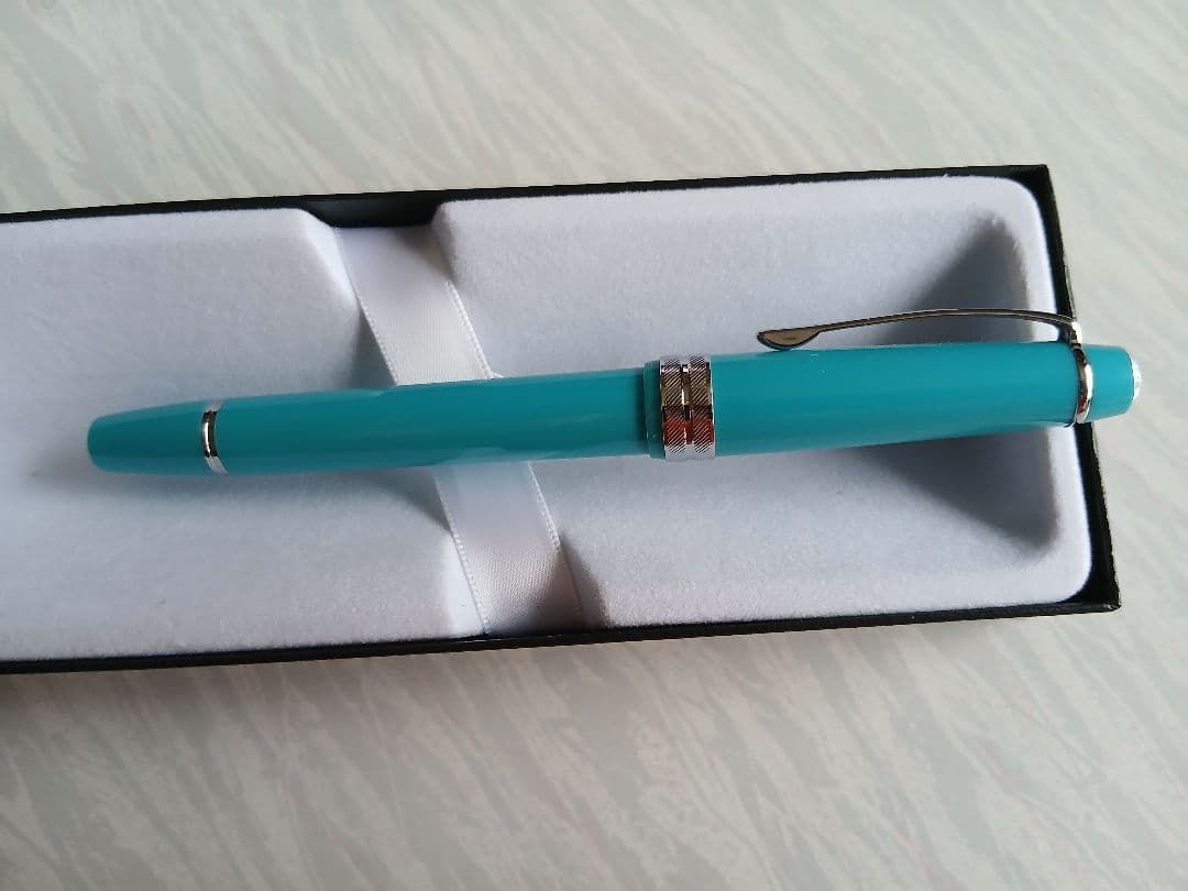 Cross Bailey Light Teal Fountain Pen