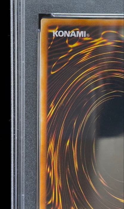Nintendo Yu-Gi-Oh 1999 Black Hole Super Rare PSA9 graded Japanese trading card